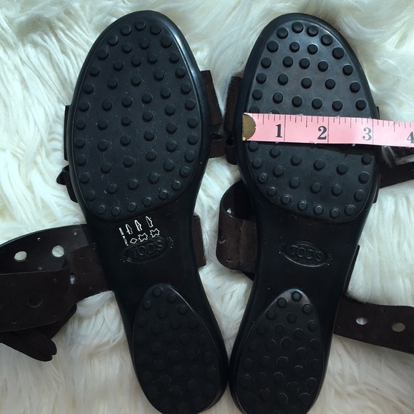 Tod’s Brown Suede “Forature” Cutout Sandals - Picture 5 of 10